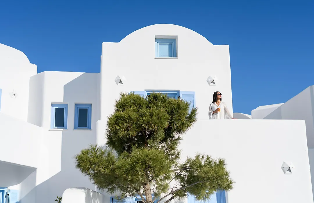 Este Luxury Suites-1